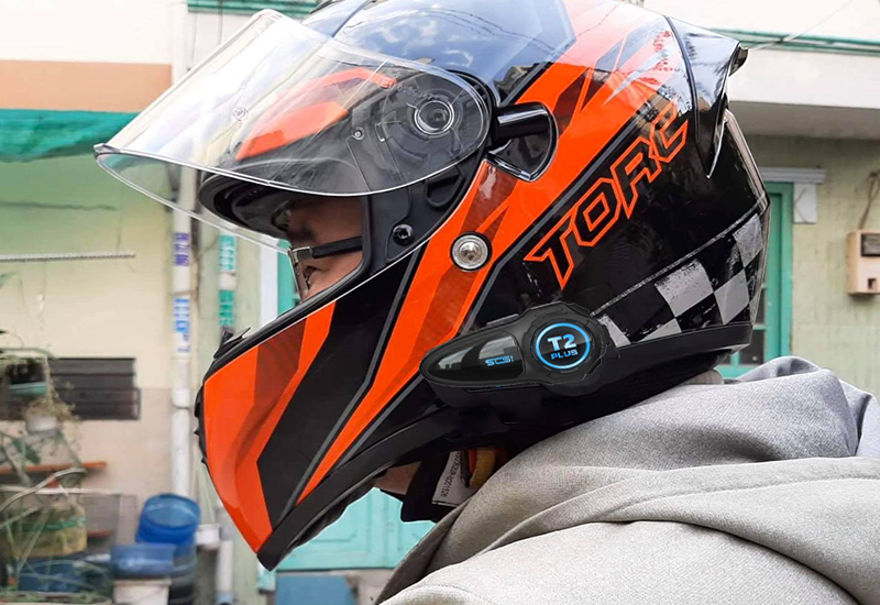 T2 PLUS motorcycle Bluetooth intercom